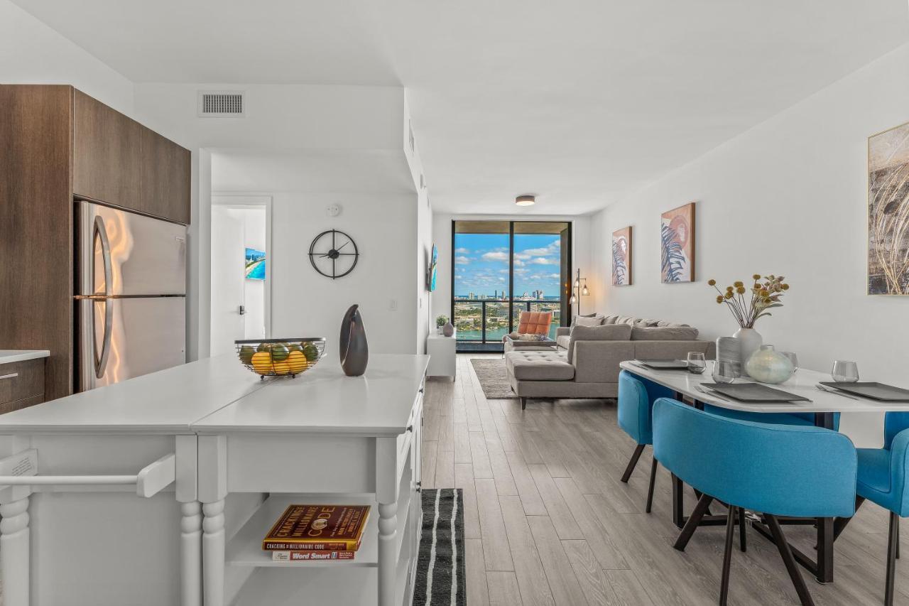 Tr Miami 2 Bedroom, 1 Bedroom, And Studio Condos With Balconies Екстер'єр фото