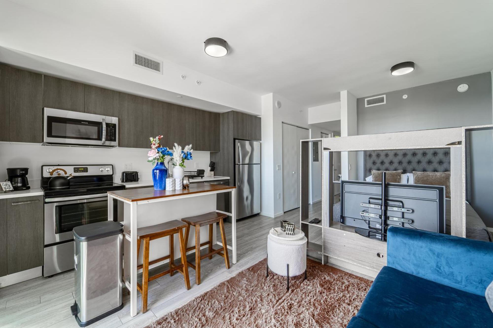 Tr Miami 2 Bedroom, 1 Bedroom, And Studio Condos With Balconies Екстер'єр фото