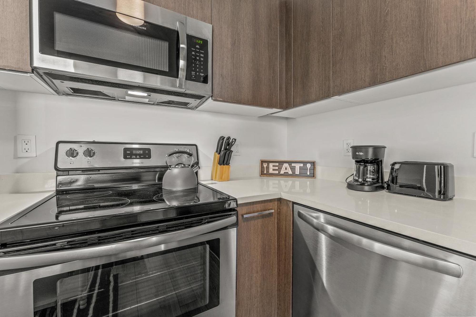 Tr Miami 2 Bedroom, 1 Bedroom, And Studio Condos With Balconies Екстер'єр фото
