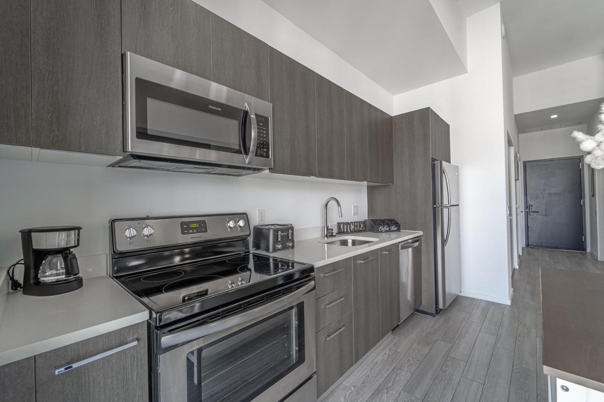 Tr Miami 2 Bedroom, 1 Bedroom, And Studio Condos With Balconies Екстер'єр фото