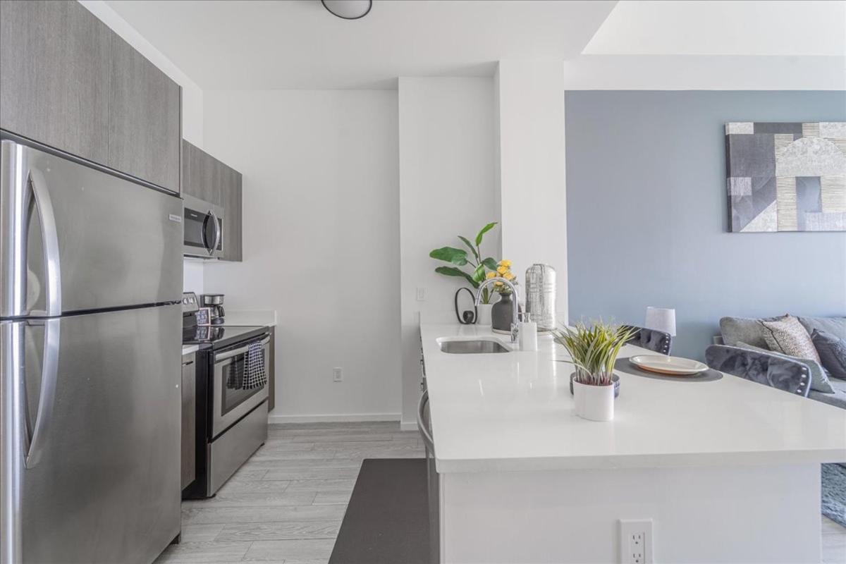 Tr Miami 2 Bedroom, 1 Bedroom, And Studio Condos With Balconies Екстер'єр фото