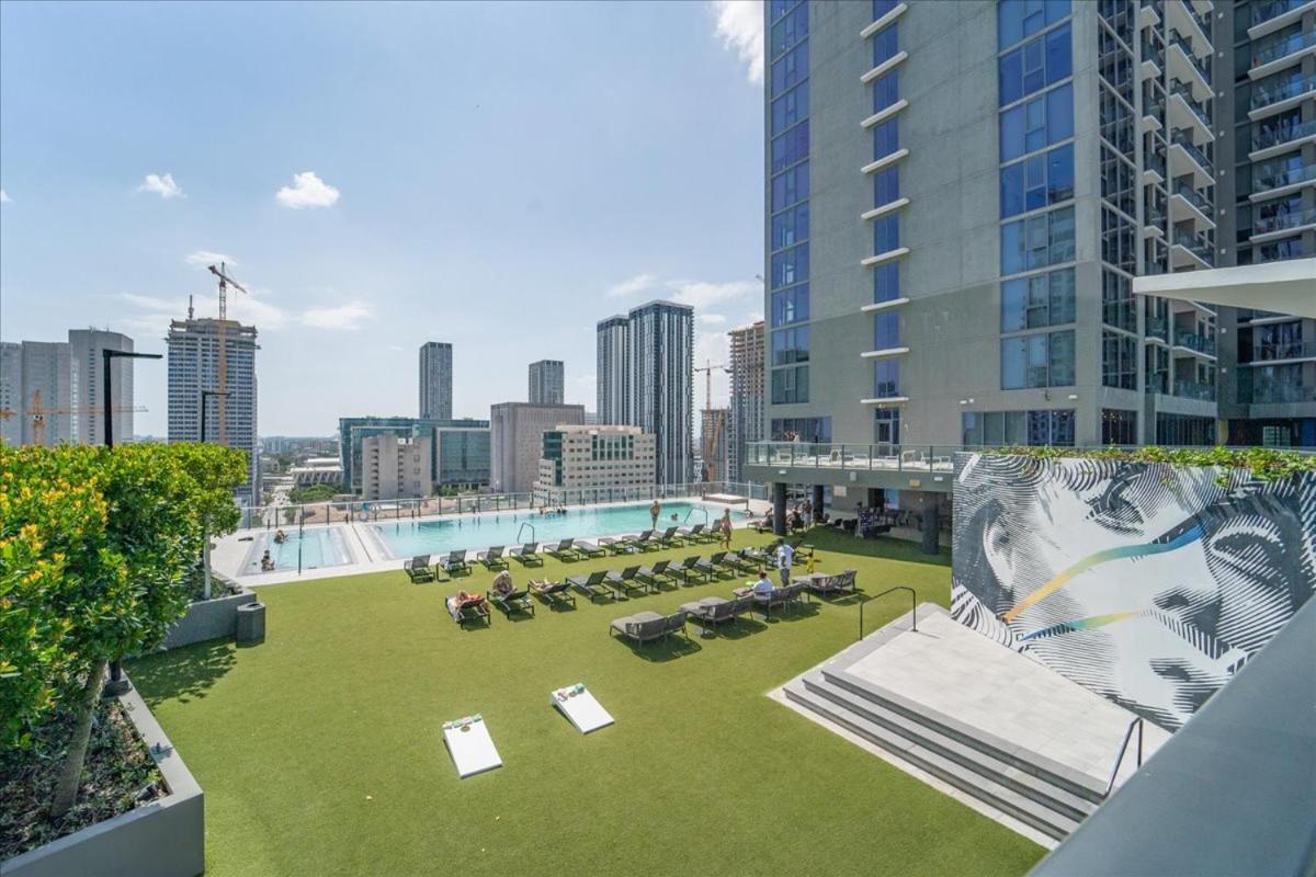 Tr Miami 2 Bedroom, 1 Bedroom, And Studio Condos With Balconies Екстер'єр фото